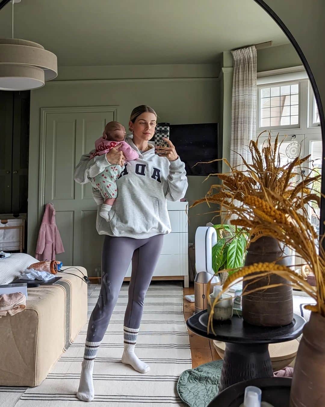 Ashley Jamesさんのインスタグラム写真 - (Ashley JamesInstagram)「I love Saturdays as a family of four. 🍀❤️  It's crazy to think it's only been this way for 10 weeks. It feels like it's always been this way!  Here's how today has looked:   🌄Tommy's got up with Alf at 5am. He sleeps in the spare room as he can have a solid night sleep, whilst I am up with Ada throughout the night in our room. We look forward to the day Alf lies in past 6, but for now Tommy likes his mornings with Alf. They go for a run and pick any shopping we need.  💙 I have cuddles in bed with both babies whilst Tommy gets up and ready.  🩳 Tommy and Alfie went swimming - and Ada and I came to watch. I signed Alf up to swim classes When Ada was born so they have a nice activity to look forward to. Alf got promoted today to the next level.  💩 Ada had a poo explosion and I didn't take wipes out with me. Thank goodness I keep a nappy caddy in the car full of spare clothes and nappies for both babies. Fully recommend.  🤍 We went for brunch whilst Alf had his nap. 🙏  📚 Alf woke up and we had cuddles on the sofa reading his favourite book - Peace at Last. It used to be my favourite too and we read it 1000x a day. I manage to feed Ada hands free by rolling up a muslin and putting it under my b00b.  👨‍👩‍👦‍👦 Now it's an afternoon of getting the house in order and playing.  Oh, and I bought the Adanola hoody that says Ada. I couldn't resist.  Life looks very different than it did a few years ago, but I feel very happy as a family of four. ❤️」5月13日 23時46分 - ashleylouisejames