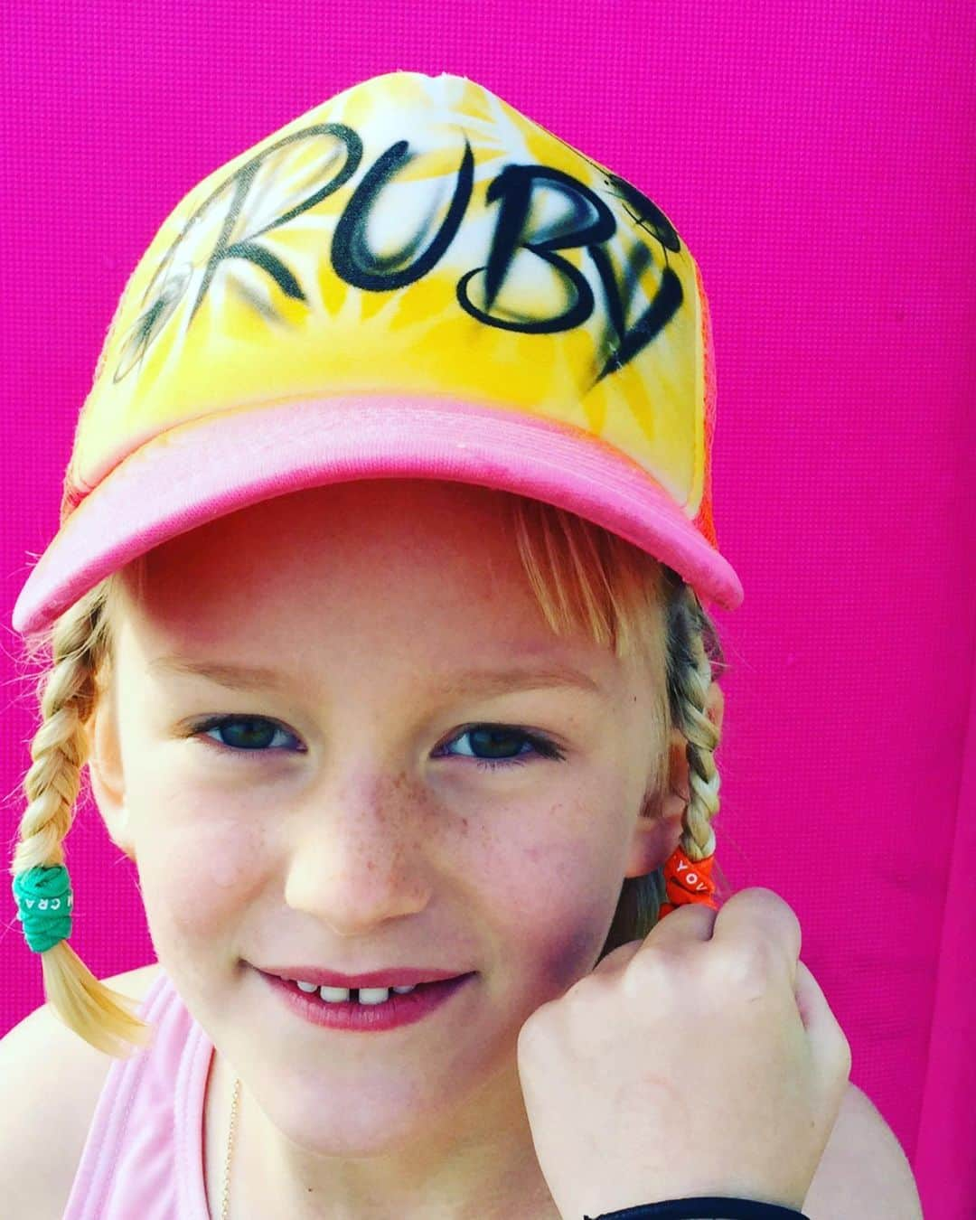 ベン・ワッツさんのインスタグラム写真 - (ベン・ワッツInstagram)「Happy 14 the Rube we love ❤️ you very much please don’t be in a hurry to grow up too fast . #happybirthday #therube #teenager #benwatts」5月13日 23時18分 - wattsupphoto