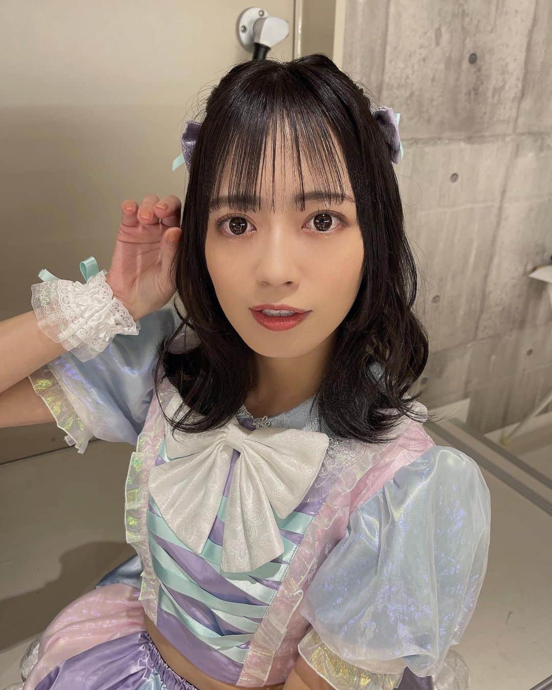 のインスタグラム：「.  きゅるるんっ👀✨ もっと好きになってもらえるようにがんばるから!❤︎  . . #アイドル #idol #japanesegirl #followme #アイドル衣装   いつもいいねありがとう🫨❤️」