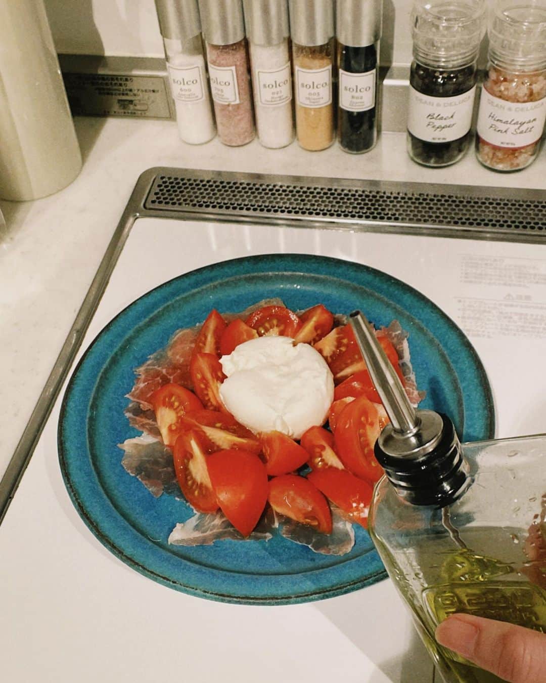 岡部麟さんのインスタグラム写真 - (岡部麟Instagram)「お昼ご飯に作った🍽🍅🍝 良い感じ〜☺︎♪  #トマト #ブラッターチーズ  #lunch #お家ごはん」5月13日 14時47分 - beristagram_1107