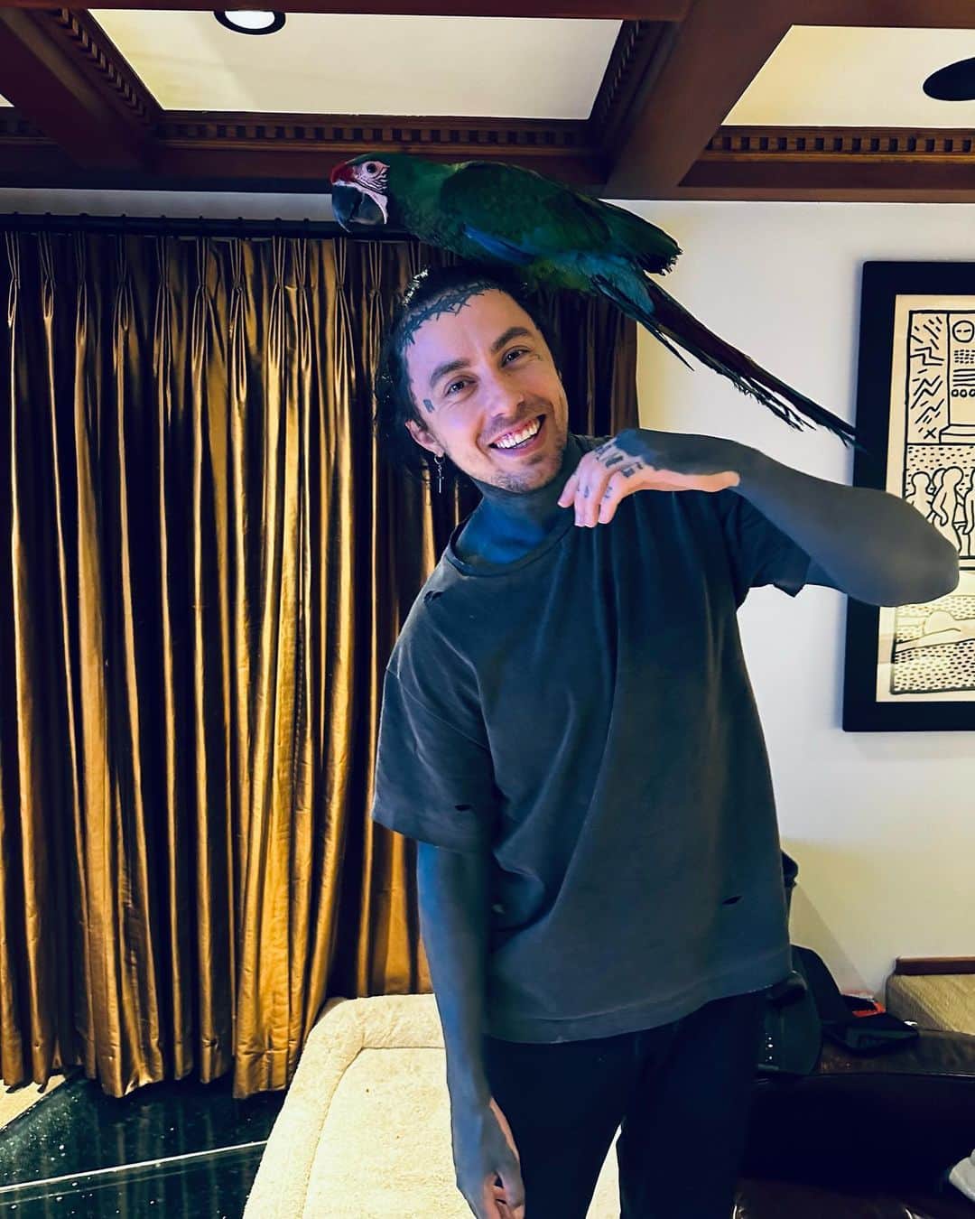 ロニー・ラドクのインスタグラム：「New homie」