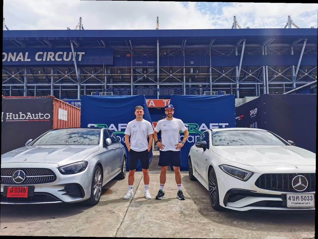 Mercedes-Benz Thailandのインスタグラム：「Thank you @mercedesbenzthailand for your continued support with these bad boys! 😎  #FastestFamily on and off the track! 💨  #FanatecGT #GTWorldChAsia #CraftBamboo #MercedesAMG #MercedesAMGMotorsport #MercedesBenzThailand #JFlyRacing #Gravity #HongKongAsiaMedicalGroup #FreeM #Evisu」