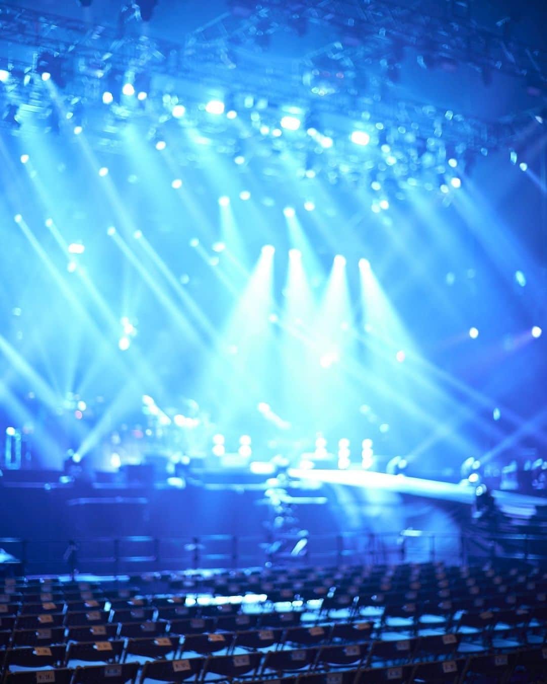 BUMP OF CHICKENのインスタグラム：「2023/5/13 BUMP OF CHICKEN TOUR 2023 be there @ BIG WHALE  Photo by @yoshiharuota  #bethere」