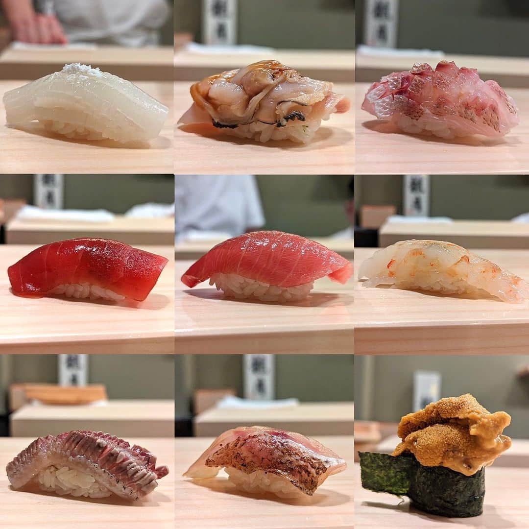大見さなえさんのインスタグラム写真 - (大見さなえInstagram)「西麻布『利崎』🍣5月12日オープン🎊 奥渋に本店を構え、予約が取れない人気店！ ⁡ 2号店に青山、3号店に恵比寿、 そして今回4号店が西麻布に登場🐥✨ ⁡ 伝統的な江戸前寿司をもっと気軽に 多くの人に味わっていただきたいとのことで おまかせコース1本のみ！15,000円(税込) ⁡ つまみと握りがバランスよく20品ほどでてくる！ つまみは毛蟹やふぐの焼き白子、 鮑は肝付きで追い飯でまぜまぜ🤤🍚 ⁡ 握りものどくろや、甘くねっとり白いか、 とろけるイワシなど。どれも最高だった。 ⁡ この日は特別に雲丹も出してくださった🥺💓 ⁡ お店の方も気さくな方で 気を張らずにお鮨に楽しめる🍣 ⁡ 店舗によって料金も違うそうなので 用途に合わせて、友達とやデート 回らないお鮨デビューにも良さそう🙆‍♀️ ⁡ ーーーーーーーーーーーーーーーーーーーーーー おまかせコース📝 15,000円(税込) •じゅんさいとバフンウニ •桜鱒 燻製 •噴火湾 毛蟹 •カラスミと太刀魚 •春子鯛 •イワシ •ハマグリ •フグの白子 •金目鯛 酒蒸し •蒸し鮑 肝 •塩釜 まぐろ 漬け •塩釜 まぐろ 中トロ •ノドグロ •ボタン海老  •雲丹 •穴子 •赤だし •玉子 •かんぴょう巻き •トロタク ーーーーーーーーーーーーーーーーーーーーー エリア 西麻布 予算  15,000円〜20,000円 オススメ　イワシ ーーーーーーーーーーーーーーーーーーーーー #鮨利崎 #鮨利崎西麻布 #鮨 #西麻布鮨 #江戸前寿司 #めぐログ_西麻布 #めぐログ_鮨 #おすし #すし #寿司 #西麻布グルメ #西麻布ディナーnewopen #japanesefood」5月13日 17時31分 - tabe_megumi