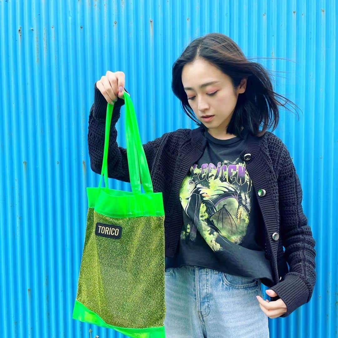 安達祐実さんのインスタグラム写真 - (安達祐実Instagram)「💚💚💚 ラメラメ✨ @torico_wear」5月13日 17時36分 - _yumi_adachi