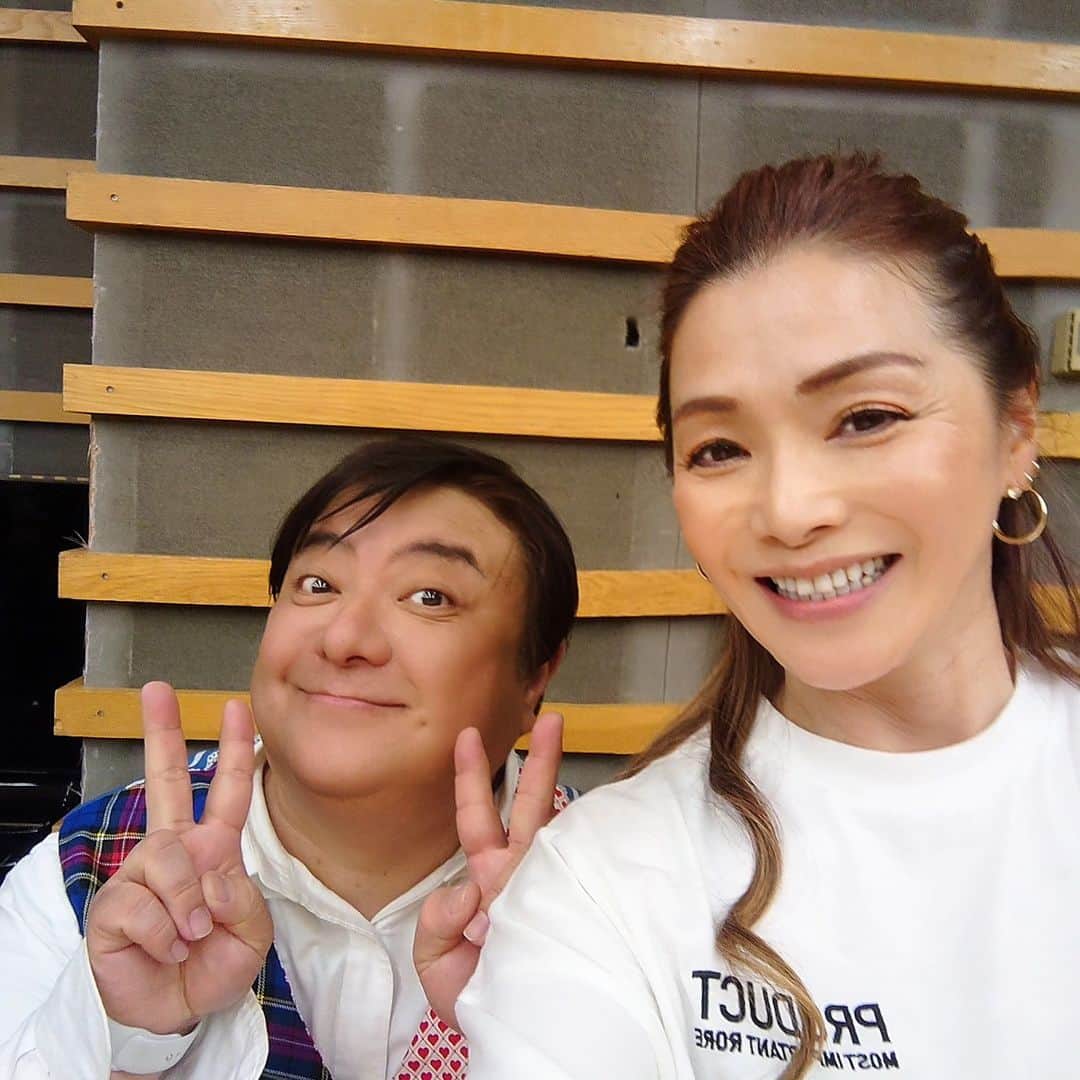 渡辺めぐみさんのインスタグラム写真 (渡辺めぐみInstagram)「フジテレビ平成令和のヒット曲を100人が熱唱! 『オールスター合唱