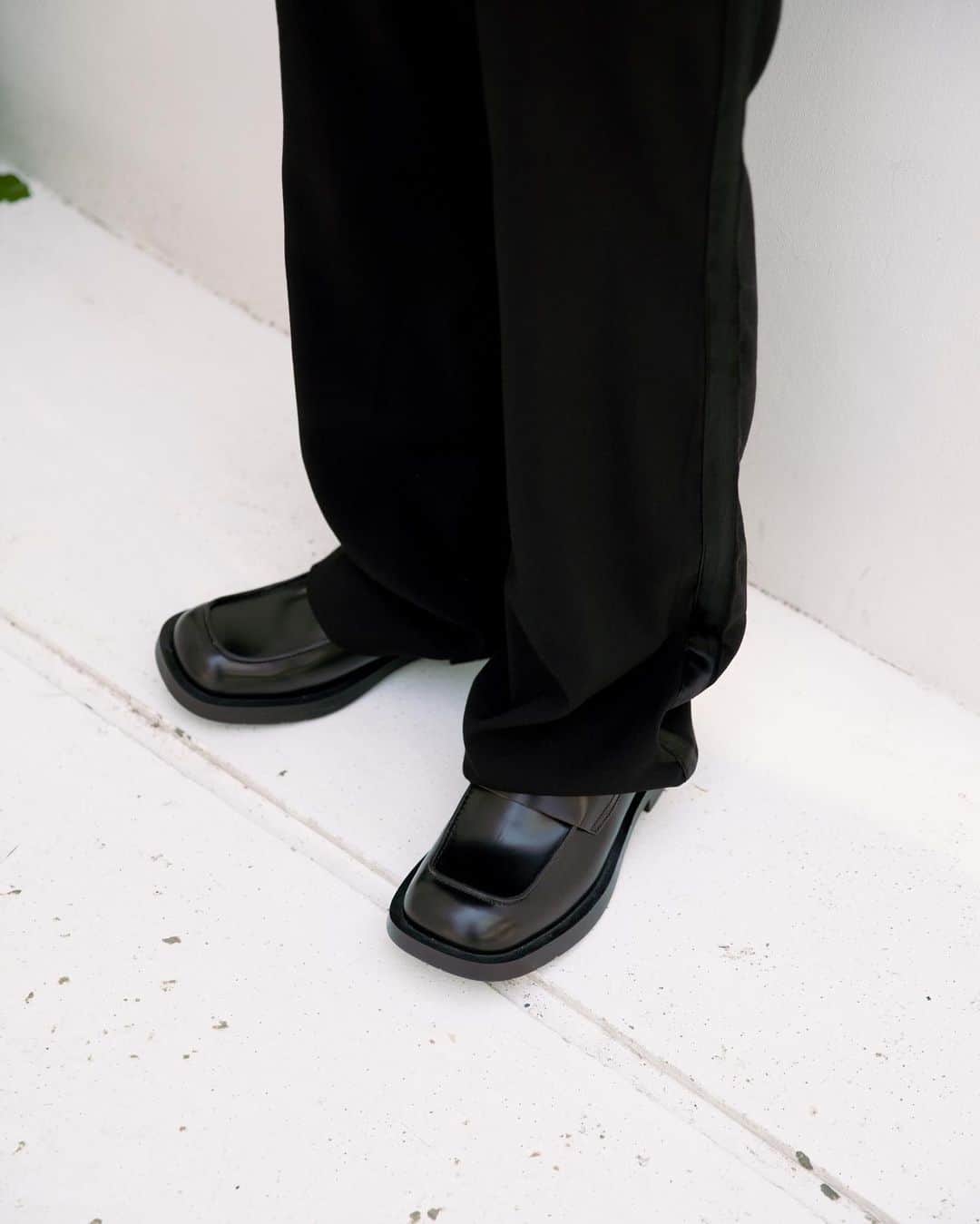 beams_harajuku_officialさんのインスタグラム写真 - (beams_harajuku_officialInstagram)「Pants: Smoking Pajamas Pants @taigaigariofficial  Shoes: MIL 1978 flat  @camperlab」5月13日 18時39分 - beams_harajuku
