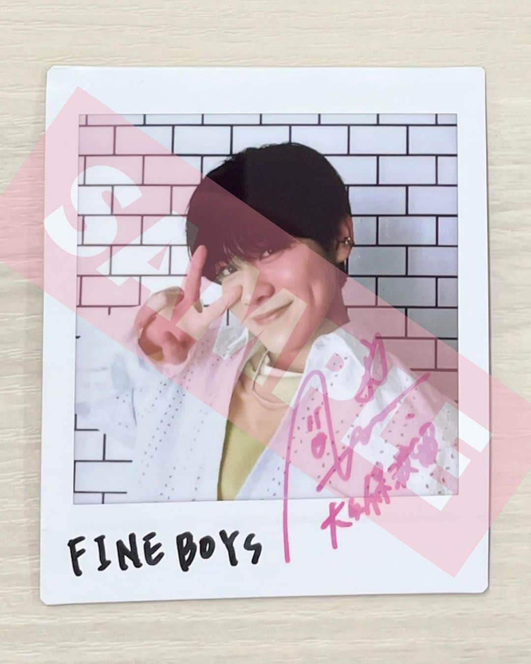 FINEBOYSさんのインスタグラム写真 - (FINEBOYSInstagram)「【PRESENT:大久保波留さんチェキプレゼント🎁】 5月10日(水)にCDデビューを果たした今大注目のボーイズグループ #DXTEEN の #大久保波留 さんが発売中のFINEBOYS 6月号に登場！👏🏻☺️  出演してくれたのは......「これからの男子メイク」連載🕺🎊  透明感たっぷりの肌を生かしたナチュラルメイクと、チャームポイントのキリッと眉が引き立つカラーメイクの2パターンに挑戦してもらいました📸💥  韓国での合宿中、ポージングや表情作りの練習にも励んだという波留さん。クールな表情✨からセクシーな仕草🫦まで色々な顔を見せてくれました🙌🏻（その美しすぎるお顔に撮影現場も大盛り上がり🫢👏🏻）  デビュー曲「Brand New Day」の爽やかな雰囲気とまた違う魅力を、是非誌面で楽しんでくださいね！☺️💡  💐チェキプレゼント💐  大久保波留さんのサイン入りチェキをプレゼント！ 以下の応募方法をチェックして、 ぜひ参加してくださいね！  ======================= 【応募期間】 〜5月20日（土）23時59分まで  【応募方法】 ①FINEBOYS公式Instagramをフォロー ②本投稿にいいね ※抽選対象は公開アカウントのみになります  【当選発表】 当選した方のみ、コメントを投稿してくださったアカウントにDM（ダイレクトメッセージ）にて2023年6月上旬までにご連絡します。 ※当選者の発表はDMでのご連絡をもってかえさせていただきます。 抽選の経過や結果などに関するお問い合わせには一切お答えできません。 賞品の発送は6月中を予定しております。 ※当選連絡をしてから7日以内に連絡が取れない場合は、当選が無効となります。ご了承ください。  コメントをすると当選確率がアップするかも…？ ご応募お待ちしております！  #DXTEEN #大久保波留 #DXTEEN_Debut #DXTN #DXTEEN_BrandNewDay」5月13日 19時08分 - fineboys_jp