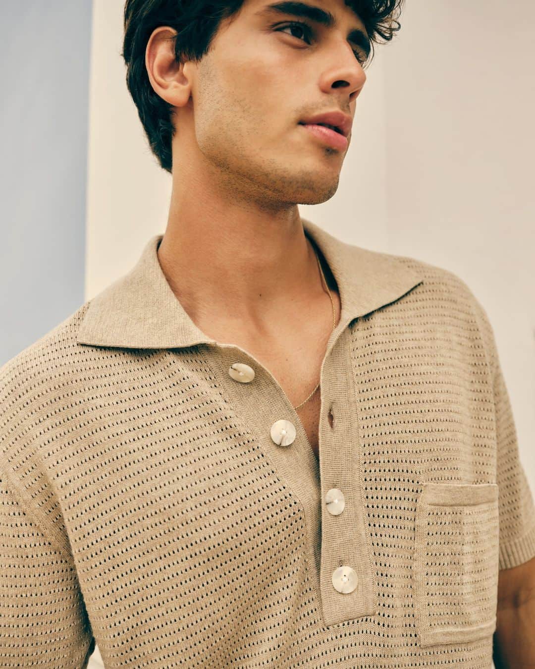 MATCHESFASHION.COMのインスタグラム：「Exclusive to #MATCHES, @frescobolcarioca’s relaxed summer knitwear strikes the perfect balance between style and comfort. Tap to shop.」
