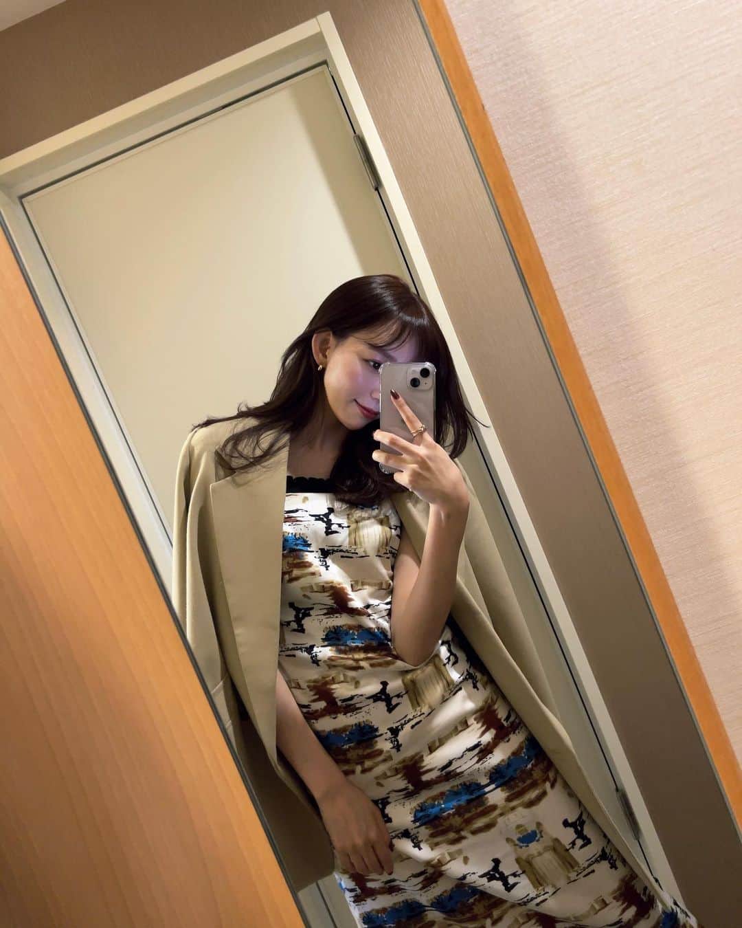 野島樺乃のインスタグラム：「友達とご飯行った時の服☺︎‬」