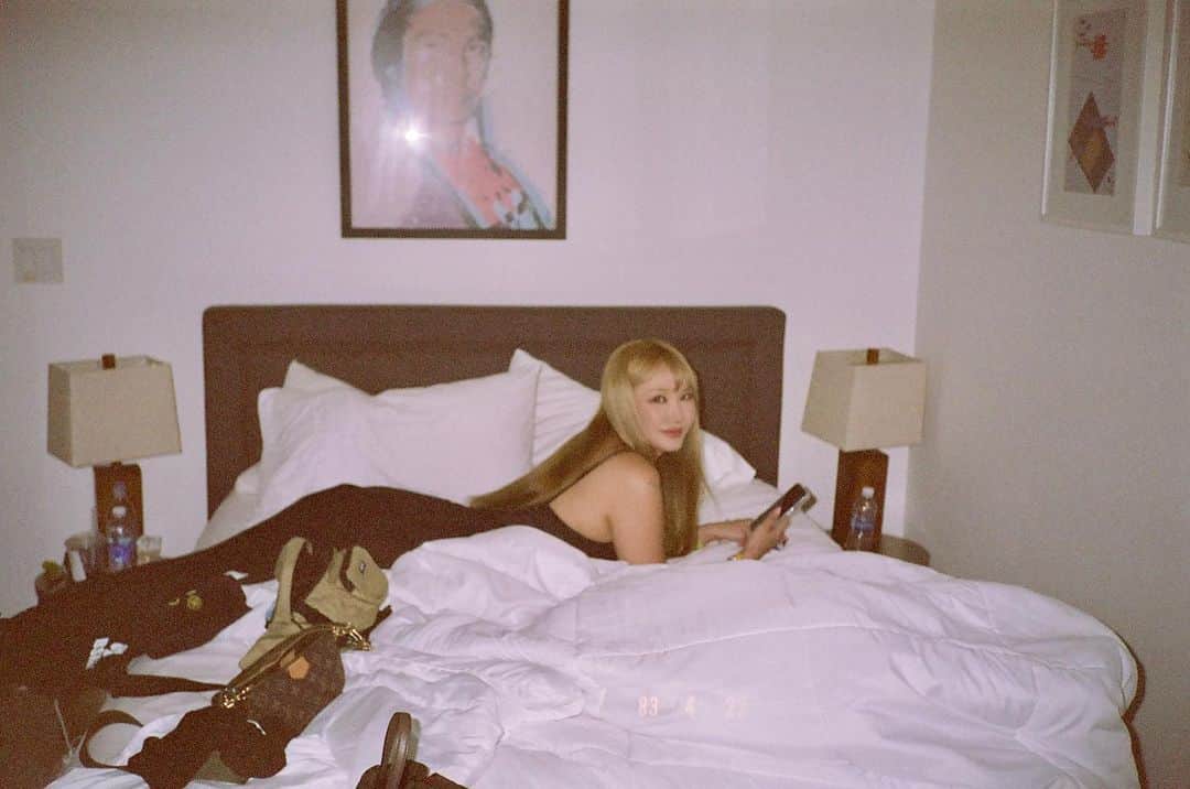 ル（AHN ELLY）のインスタグラム：「vintage film snapshot📸」