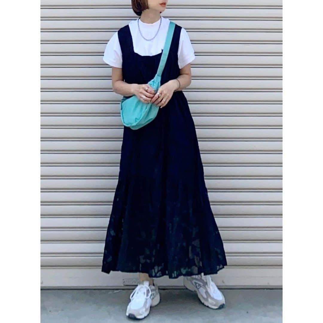 rainbowkwok2さんのインスタグラム写真 - (rainbowkwok2Instagram)「. スケスケアイテムいっぱいほしい最近🫧  shirt/op @tiptop_pocket_official tee @chaco_closet__official  . . . #code #outfit #ootd . . . 詳しくは#wear で見てね♥︎ wear account → sizu0618 . . . #Locari#着回し#着回しコーデ #着回しアイテム#トレンドコーデ#大人カジュアル#カジュアルコーデ#コーデ#春コーデ #2023ss#夏コーデ#春夏コーデ」5月13日 19時36分 - sizu_oksam