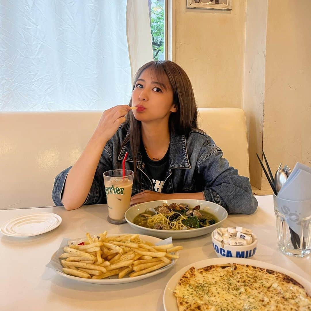 池山智瑛のインスタグラム：「. ほのぼの爆食DAY😚 . #そんな日もある」