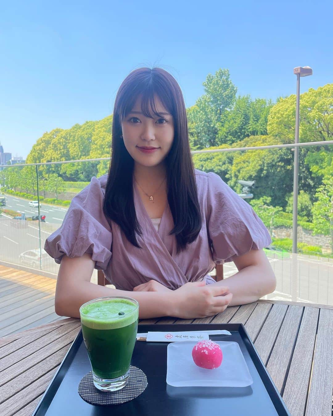 朝日奈芙季のインスタグラム：「. 母とお出掛けしました＾＾  そんな明日は母の日〜  何プレゼントしようかしら」