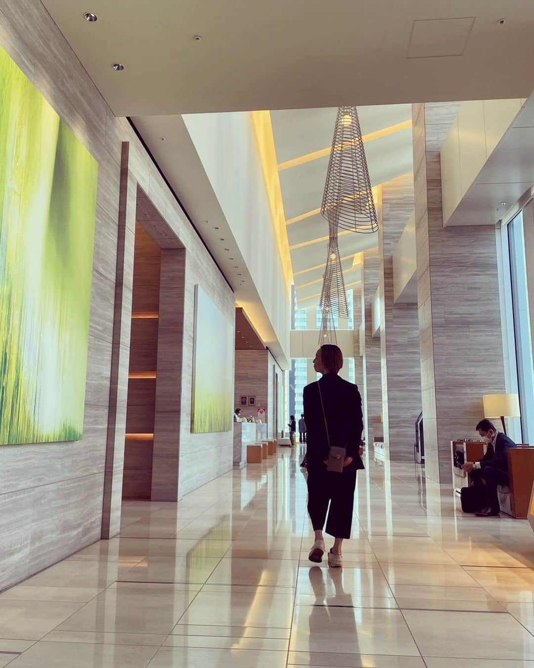 貴千碧のインスタグラム：「create a comfortable space💛💛  . . . . It was a very happy day.  #名古屋ゲートタワーホテル  @jr_gatetowerhotel」