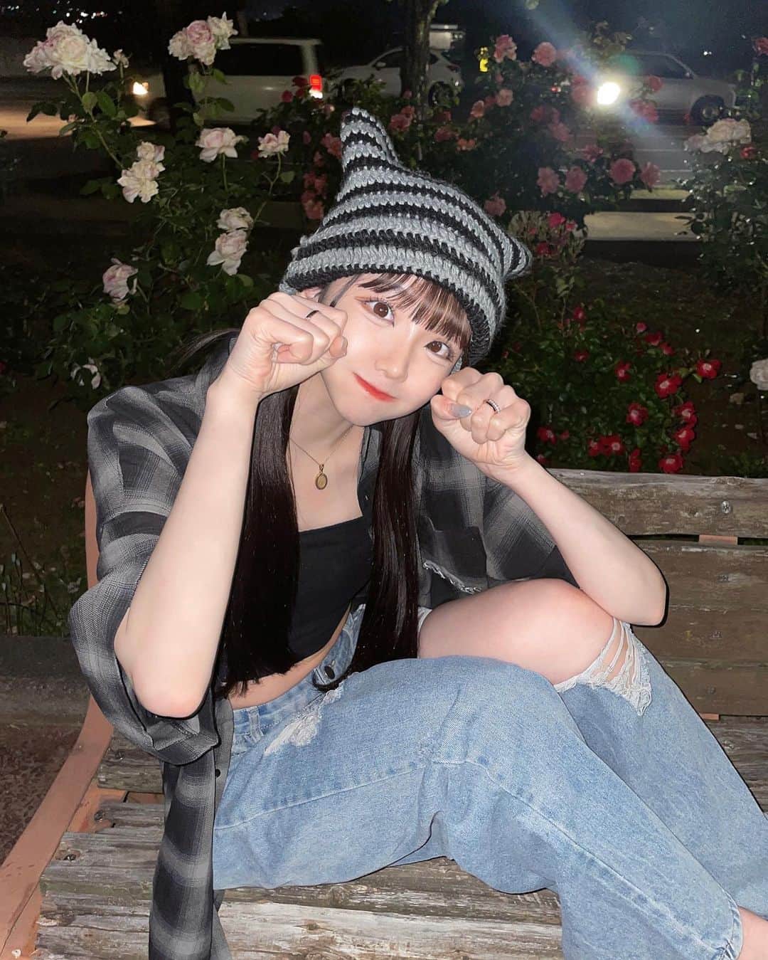 せいあのインスタグラム：「猫耳🐱 .  .  @kutir_men さんのシャツ🖤♯✞♕ ZOZOTOWNとSHOPLISTで販売してるよ～🛒𓈒𓂂𓏸  #kutir #kutir_men #クティール #猫耳 #ootd #ストリートファッション #오오티디 #오오티디룩 #패션 #뷰티 #뷰티스타크램 #고양이 #좋아요반사 #데일리룩」