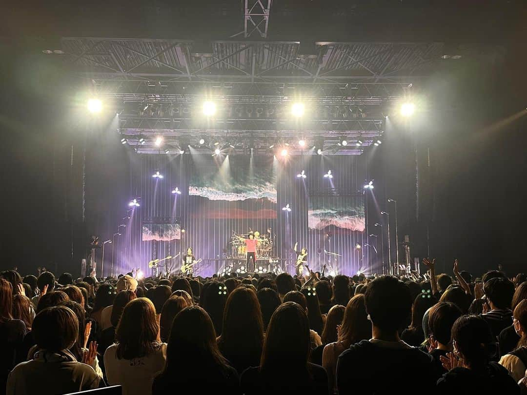 大石 征裕さんのインスタグラム写真 - (大石 征裕Instagram)「#SID 20th Anniversary TOUR 2023 「海辺」FINAL #ZeppDiverCity」5月13日 20時35分 - oishi_masahiro