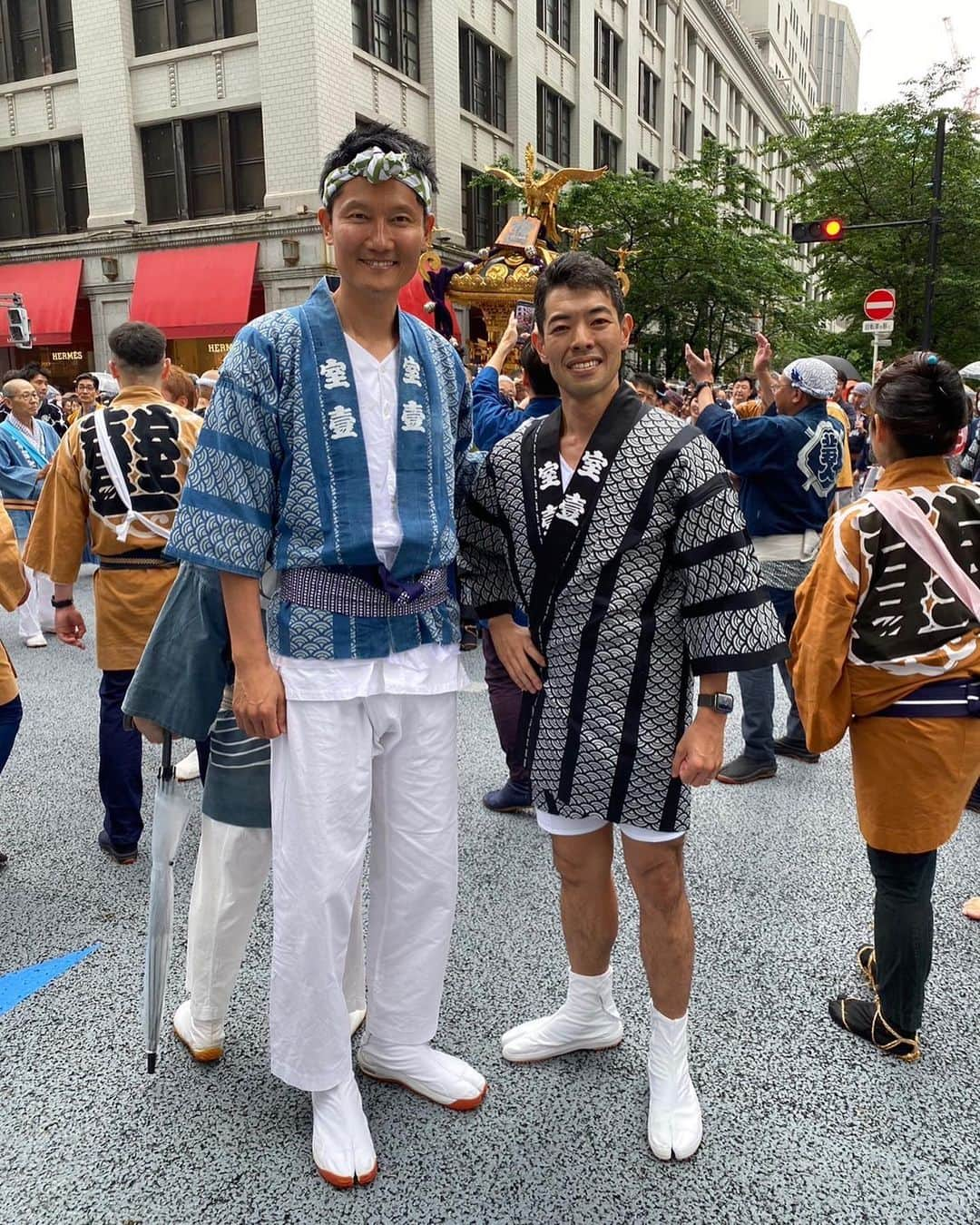 朝日健太郎さんのインスタグラム写真 - (朝日健太郎Instagram)「神田祭へ。4年ぶりの開催でした。コロナを乗り越え、皆様と担ぐ神輿に力を込めました。」5月13日 20時46分 - asahikentaro