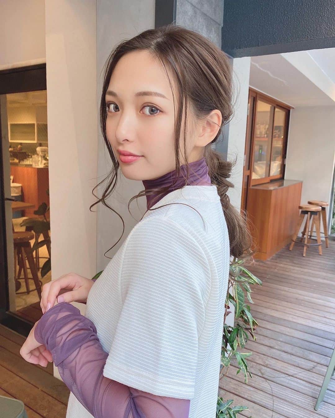 maiのインスタグラム：「雨の日は頭が痛い🐷 体重が増えたから漢方ダイエット 再開🫡🫡🫡🫡  #大阪#サロンモデル #ゴルフバカ」