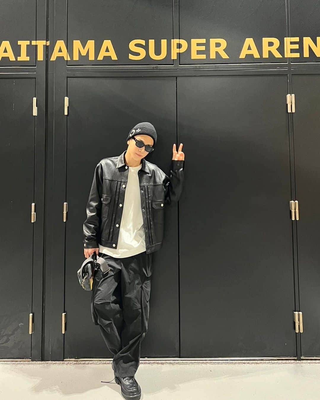 岩田剛典さんのインスタグラム写真 - (岩田剛典Instagram)「DAY2🌹✨  #3JSB #STARS #すでに #🐘」5月13日 21時16分 - takanori_iwata_official
