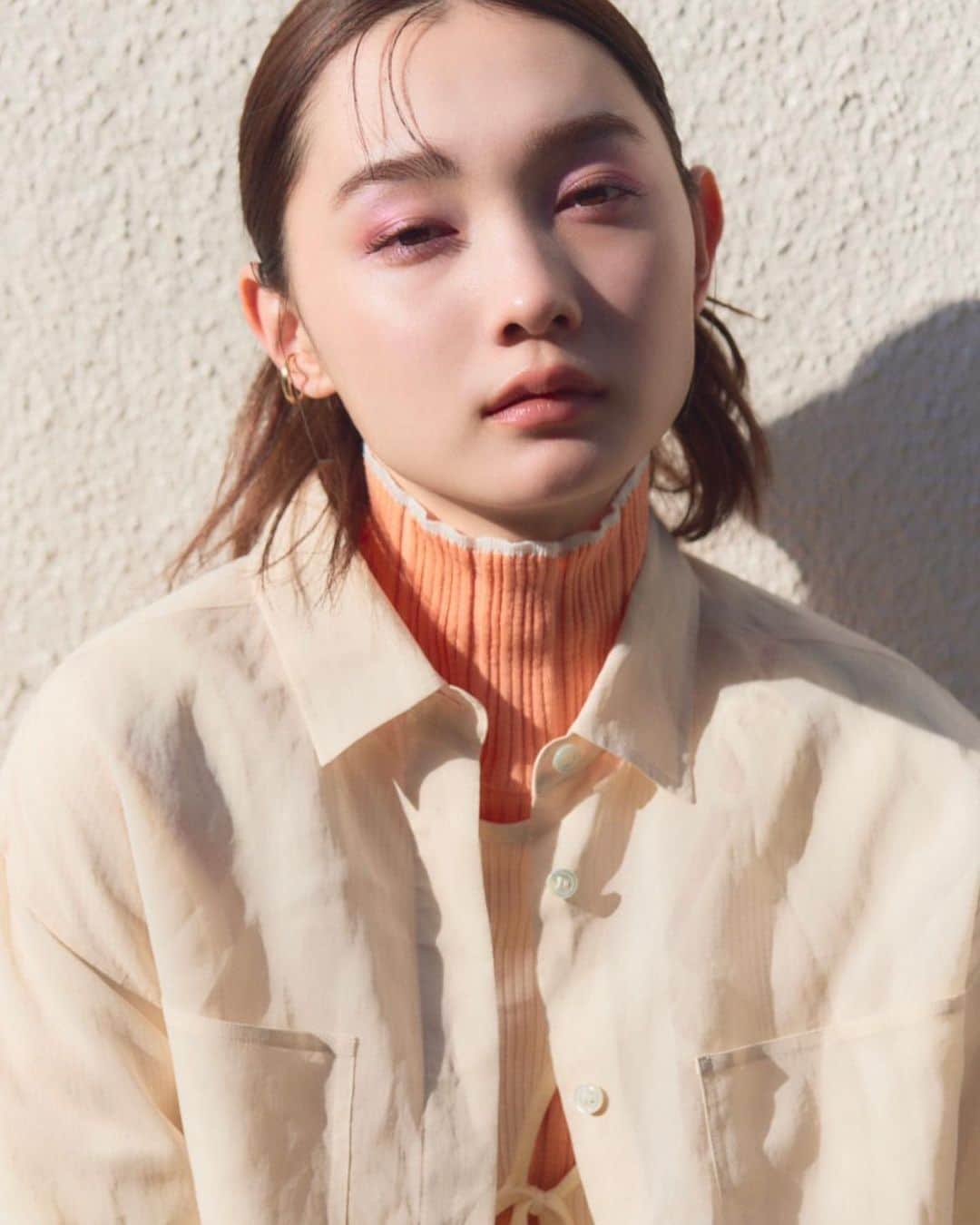 新野尾七奈のインスタグラム：「CYAN ISSUE 37 SUMMER 2023🌻 @cyanmagazine  4月28日発売〜 沢山出演させて頂いています🧡 しあわせ♡ 是非！ご覧下さい♡  photographer/ WAKABA NODA hairmake/ HIROMI KOZASA  stylist/ ERIKA KISEN  editor/ TOKO TOGASHI  photographer/ RYOHEI OBAMA hairmake/ HIROMI KOZASA stylist/ HARUKI UCHIYAMA editor/ TOKO TOGASHI ありがとうございました🌺 #CYAN」