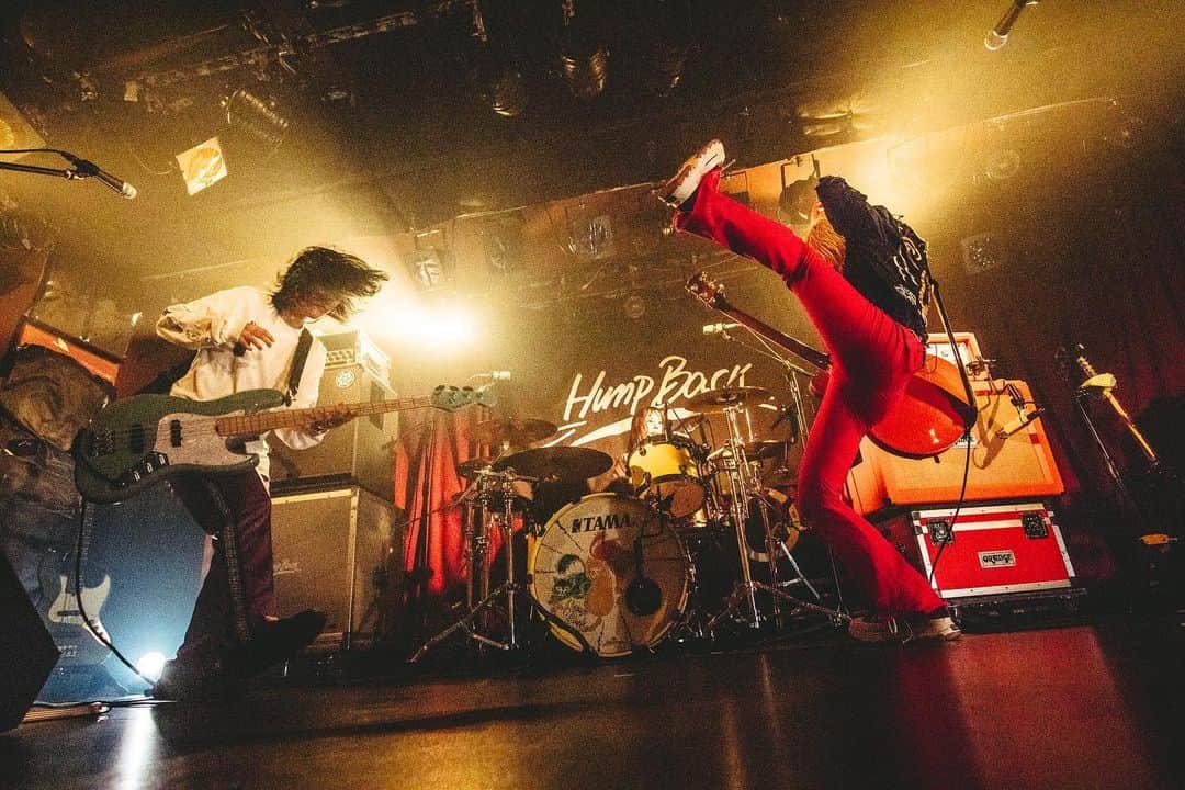 Hump Backのインスタグラム