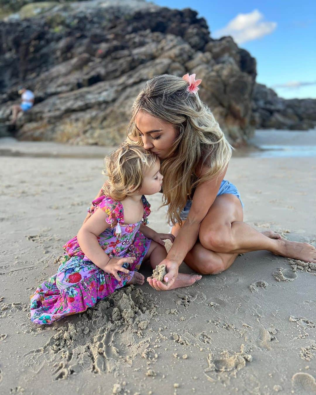 BROOKE EVERSさんのインスタグラム写真 - (BROOKE EVERSInstagram)「Love you my darling girl! I’m so blessed to be your mummy….🩷 #happymothersday」5月14日 7時36分 - brookeevers