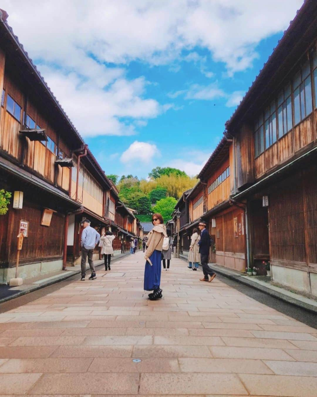 内田眞由美のインスタグラム：「📍ひがし茶屋街など 和菓子作りもお魚もお酒も楽しみました🐟 金沢最高！！」