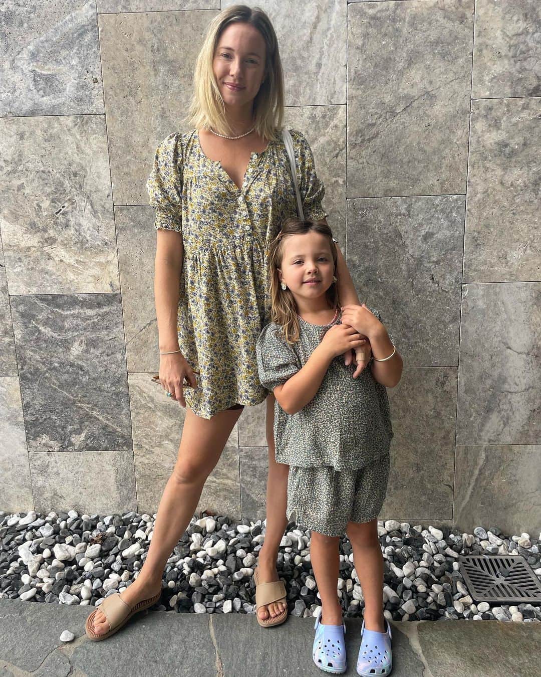 のインスタグラム：「Happy Mother’s Day to you @ashley_oh_wilson so incredibly grateful for everything you have introduced to my life. Loving each other and making a family together has been the greatest gift we could ever have wished for.  I love you and thank you for being one badass mumma ❤️」