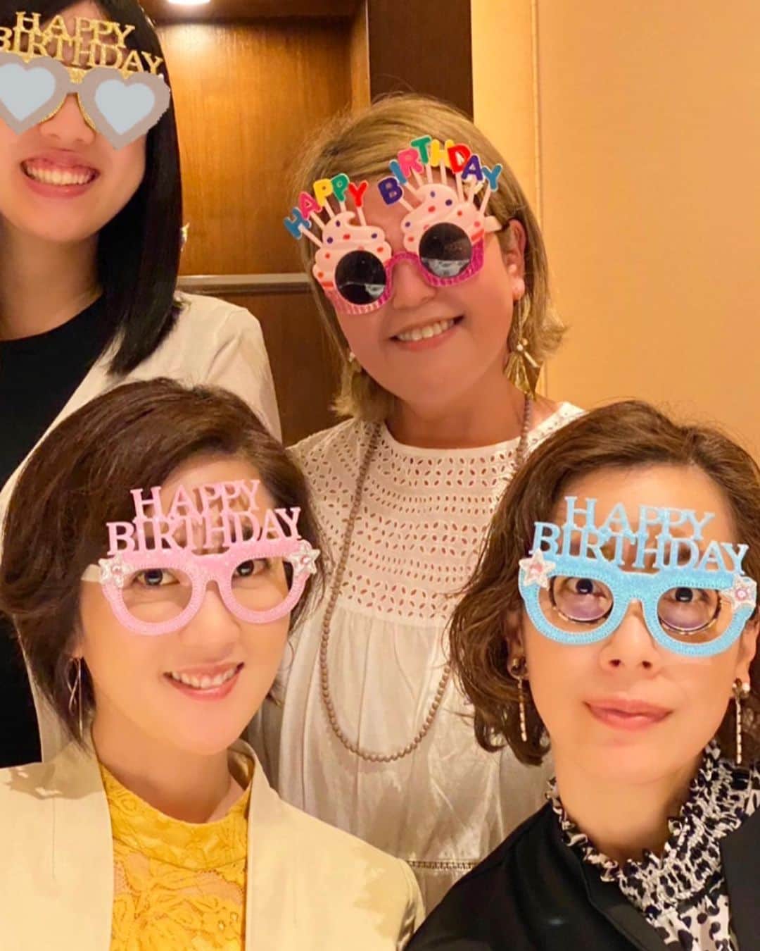 池尻和佳子さんのインスタグラム写真 - (池尻和佳子Instagram)「清美先生とあっこ姉の誕生日会。 大好きな2人のお祝いを以前トコワカにもご出演頂いた窪津シェフのお店でできて嬉しかった。パスタ最高です‼︎  みんなの笑顔が明日の活力だ‼︎いつもありがとうございます。素敵な１年になりますように。」5月14日 8時46分 - wakako_ikejiri_rkb
