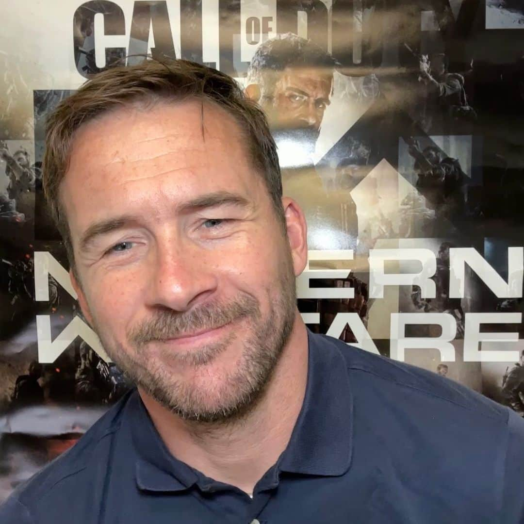 バリー・スローンさんのインスタグラム写真 - (バリー・スローンInstagram)「Hey everyone, I’m doing another LIVE on Instagram autograph signing!  SUNDAY MAY 14th 4PM - 6PM ✅ Check out streamily.com/BarrySloane or go to the link in my bio to grab your prints, and I’ll sign them and send them right to you! See you soon! #CallOfDuty #ModernWarfare #CaptainPrice #Streamily #Autographs  B」5月14日 8時58分 - barrypaulsloane