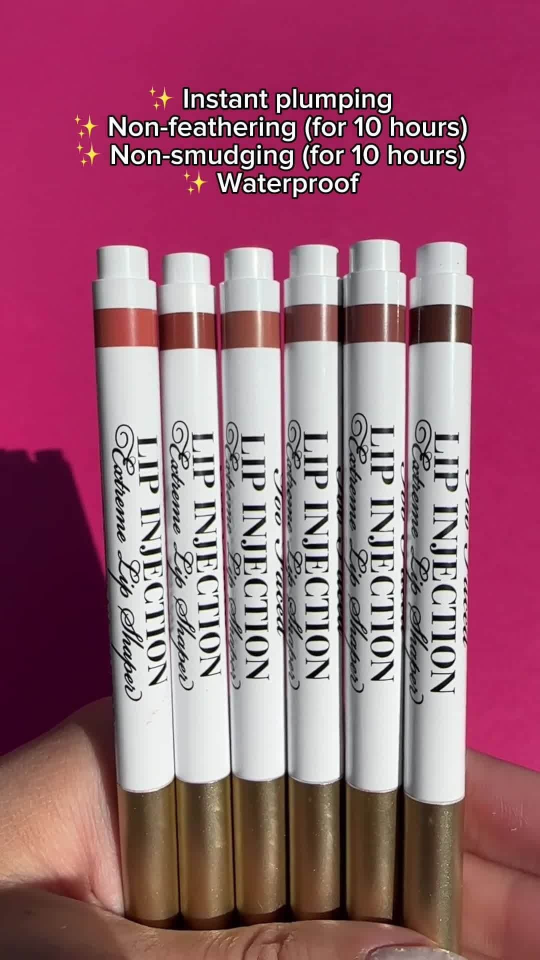 Too Facedのインスタグラム：「Our NEW Lip Injection Extreme Lip Shapers are designed to create a perfected lip shape plumped to perfection! 💋  Shop now from @sephora #toofaced #toofacedlipinjection #tfcrueltyfree」