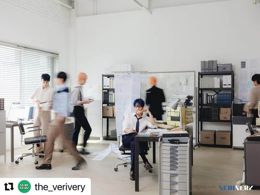 Jellyfish Entertainmentさんのインスタグラム写真 - (Jellyfish EntertainmentInstagram)「#Repost @the_verivery with @use.repost ・・・ VERIVERY 7TH MINI ALBUM [Liminality - EP.DREAM] - Crazy Like That  SPECIAL PHOTO #동헌 #DONGHEON  🎧 2023. 05. 16. 6PM (KST)  #베리베리 #VERIVERY #VRVR #Liminality #EP_DREAM #Crazy_Like_That #20230516_6PM」5月14日 0時03分 - jellyfish_stagram