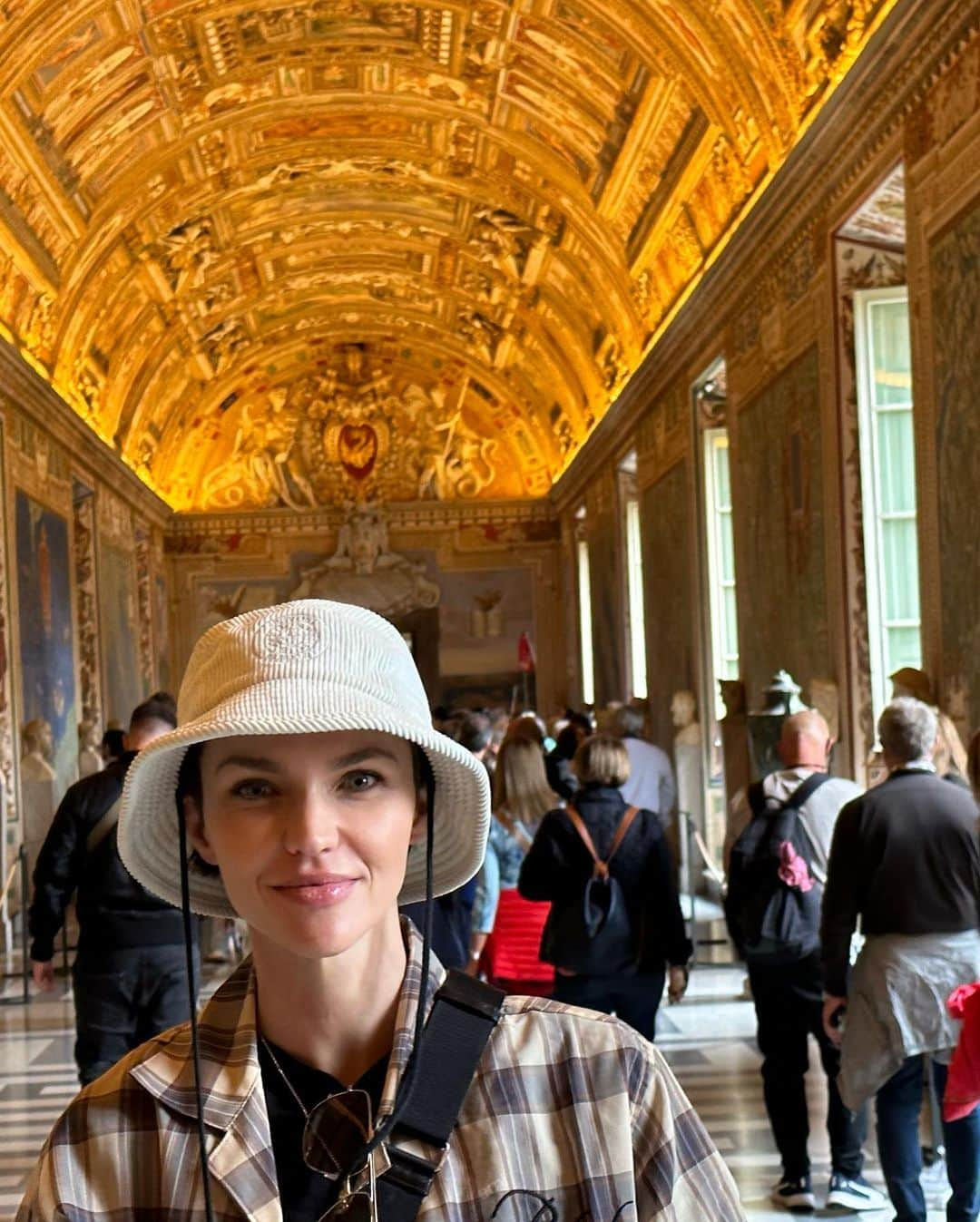 ルビー・ローズさんのインスタグラム写真 - (ルビー・ローズInstagram)「🥰 Making my way around Rome.」5月14日 1時48分 - rubyrose