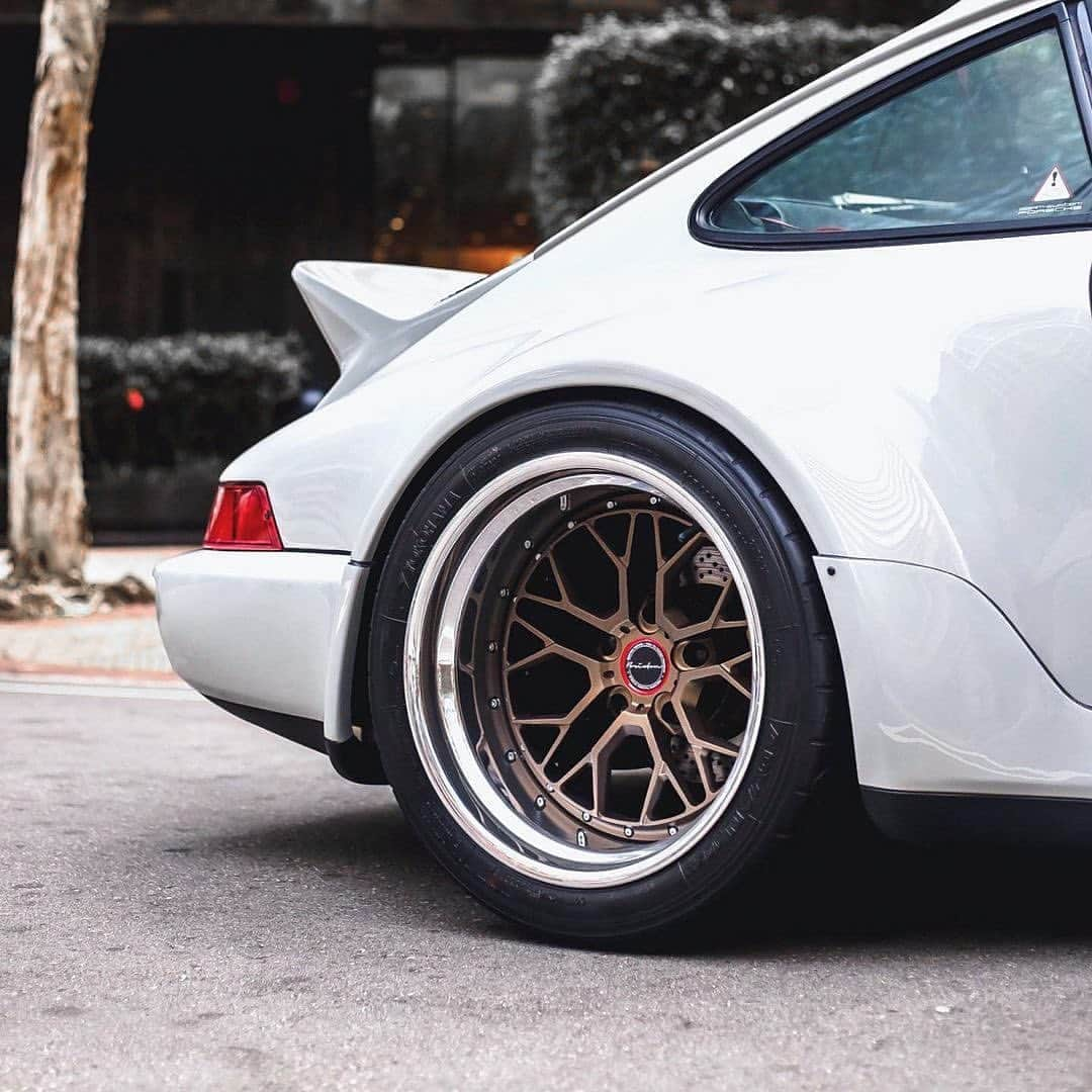 CARLiFESTYLEさんのインスタグラム写真 - (CARLiFESTYLEInstagram)「We love our classics. @brixtonforged   Los Angeles, California␟| brixtonforged.com  Brixton Forged™  CM10 Circuit+  Sales inquiries contact: 1.888.397.6601℡ | sales@brixtonforged.com  Shop: @reinartdesign  Photo: @icyj95」5月14日 2時23分 - carlifestyle