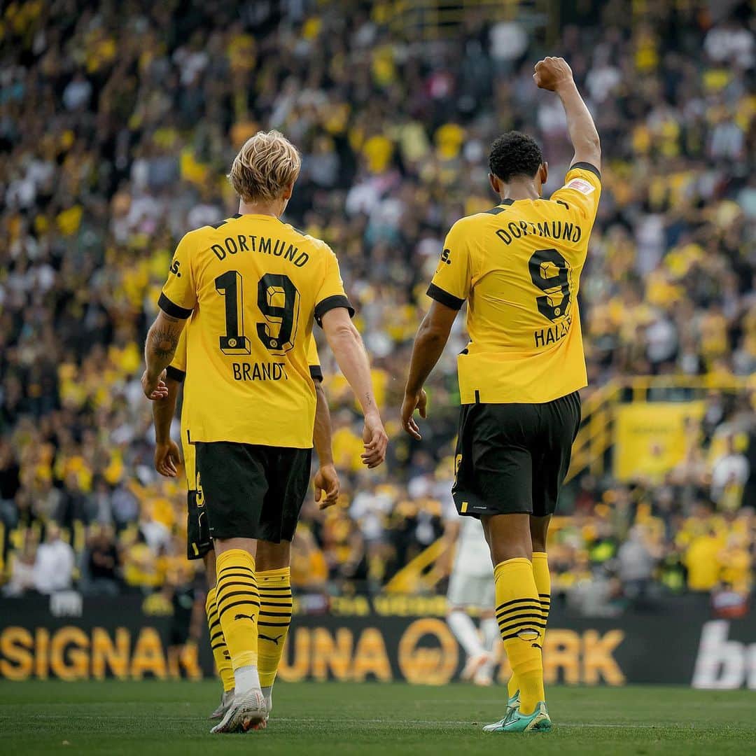 ユリアン・ブラントのインスタグラム：「19 | 09 @bvb09」