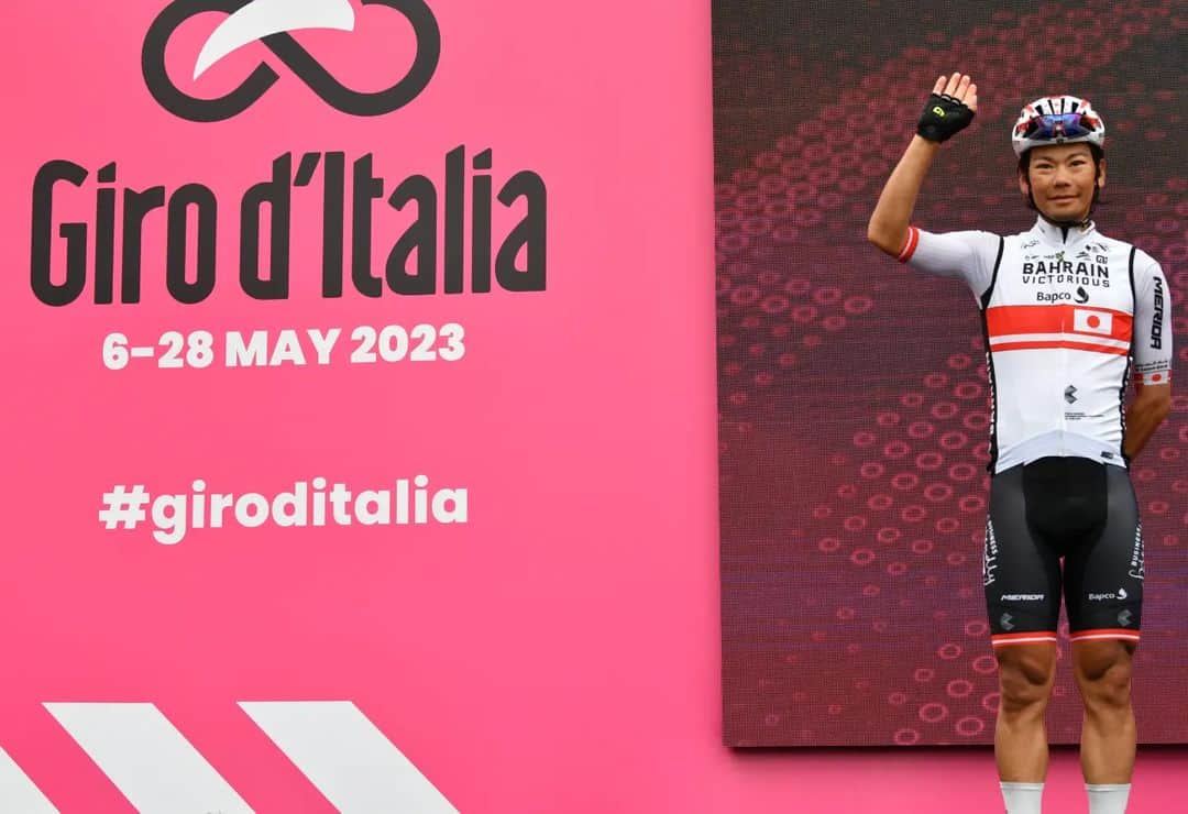 新城幸也のインスタグラム：「Stage8 @giroditalia ✅  📸 Photo : @iimiwa   #Giro2023 #giroditalia #ジロ #イタリア #RideAsOne  @teambahrainvictorious  @cn_bahrainvictorious」