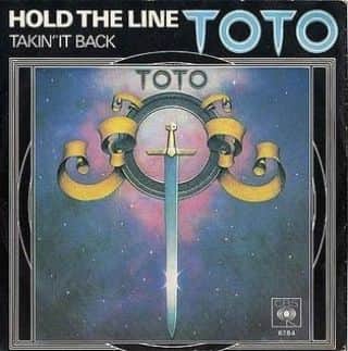 中村松江さんのインスタグラム写真 - (中村松江Instagram)「今日の一曲はTotoで『Hold the Line』です✨ アルバム「Toto」に収録。 1978年にリリースされたTOTOのデビューアルバムからのデビューシングルです✨ これはいつ聴いてもかっこいいですね🎶 名曲です‼️ (№1346) #歌舞伎 #中村松江 #toto #holdtheline」5月14日 7時14分 - matsue_nakamuraofficial