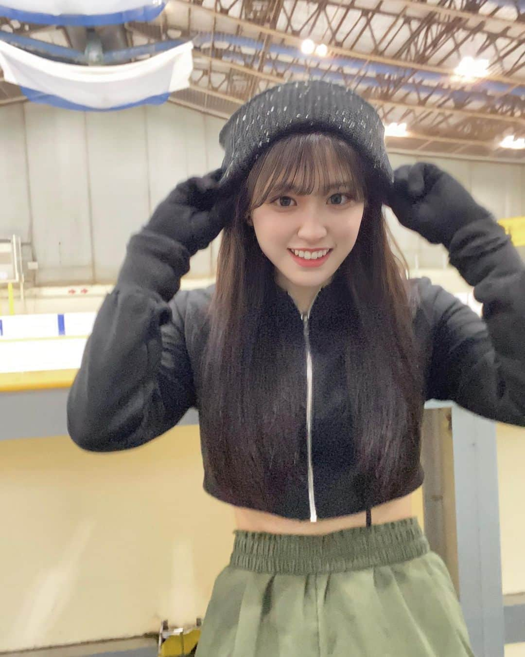 柳澤杏のインスタグラム：「遠足でフィギアスケーターなってきた 先生と目合って気まじい」