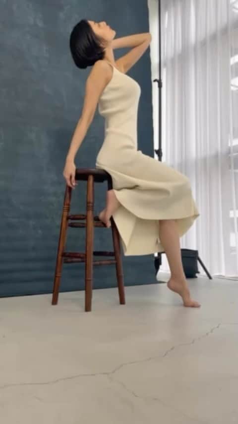 片山萌美のインスタグラム：「🤍  初の大阪イベント！ 紀伊國屋書店グランフロント大阪店 5月20日（土）11:30から！ #片山萌美写真集M  1冊@その場でサイン 2冊@1冊サイン、ツーショットチェキ 3冊@1冊サイン、ツーショットチェキ、30秒撮影会  こちらから ご予約を🤍 https://store.kinokuniya.co.jp/event/1681973987/」