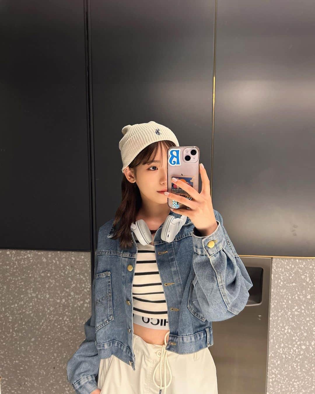 砂月凜々香のインスタグラム：「髪の毛元に戻った〜いぇーい」