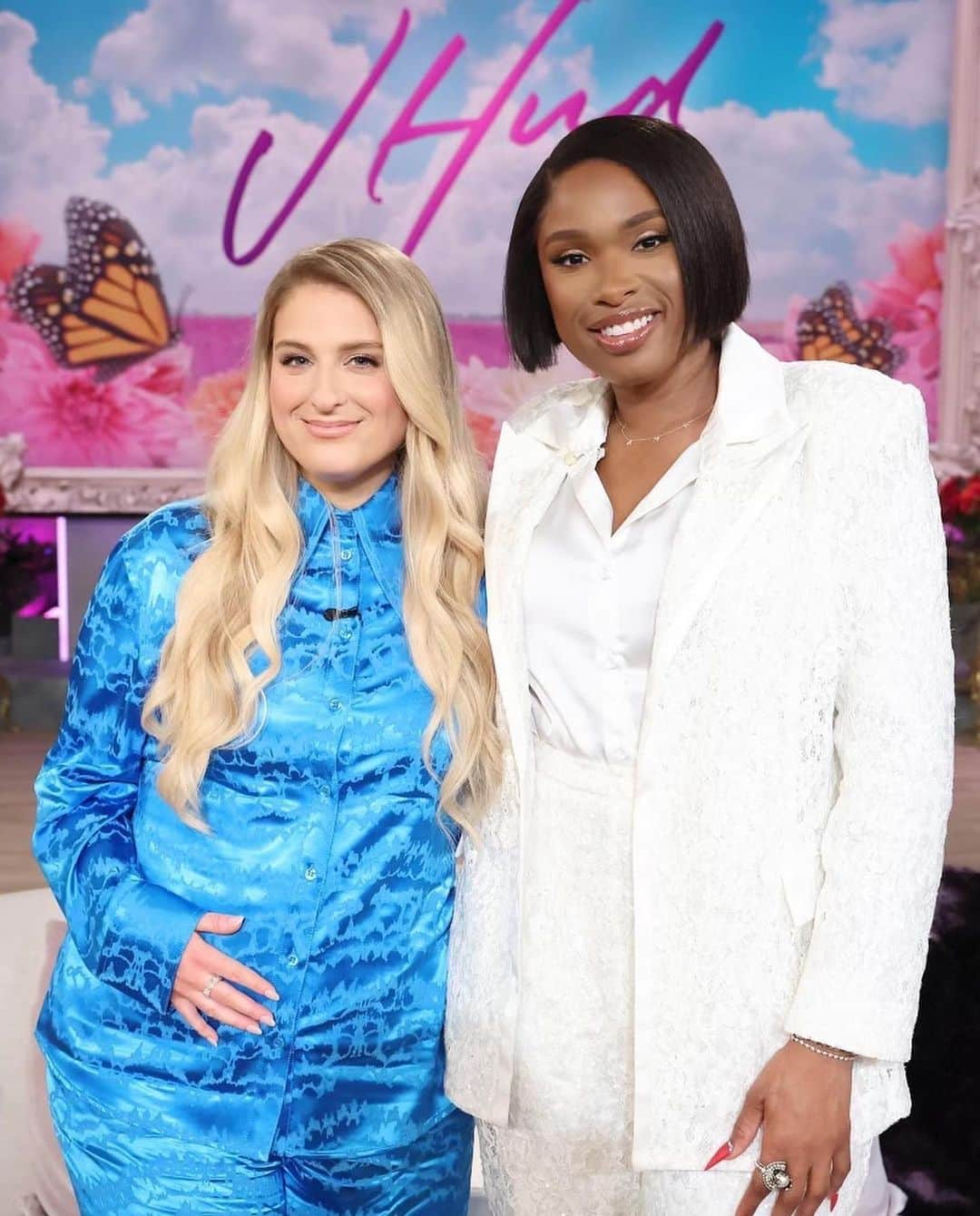 メーガン・トレイナーさんのインスタグラム写真 - (メーガン・トレイナーInstagram)「Still can’t believe I’m a mama of 2 celebrating Mother’s Day with @iamjhud for The Mother’s Day Special on @jenniferhudsonshow 🥹💖 Thank you queen for the cutest gifts ever! Hope every superwoman mama has the best day ever tomorrow! Happy Mother’s Day to my loving mama @kelliatrainor and all the other amazing mamas out there!💐 #Dearfuturemama #31weekspregnant」5月14日 9時51分 - meghantrainor