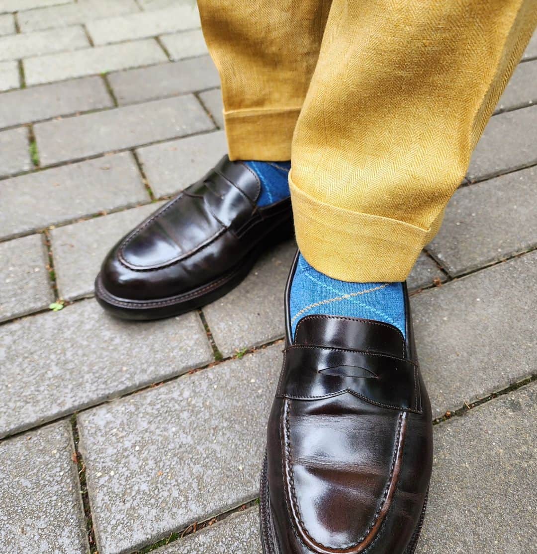 峰竜太さんのインスタグラム写真 - (峰竜太Instagram)「#アッコにおまかせ #jacket #tagliatore #shirt #yamatoyashirt #tie#breuer #pants #berwichpants #shoes #brunellocucinellishoes」5月14日 11時10分 - mineryuta