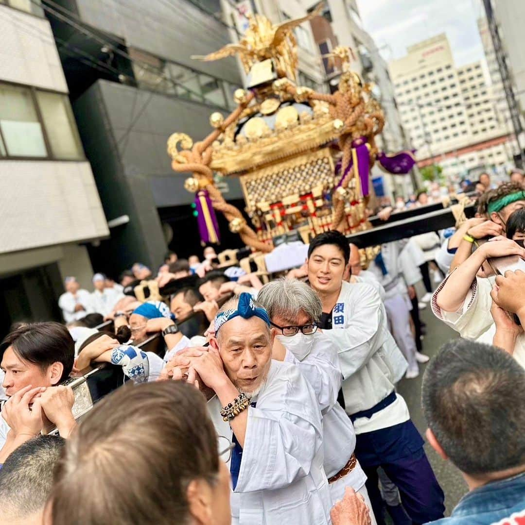 松田悟志のインスタグラム：「祭り男してます😎🔥  #神田祭 #須田二」