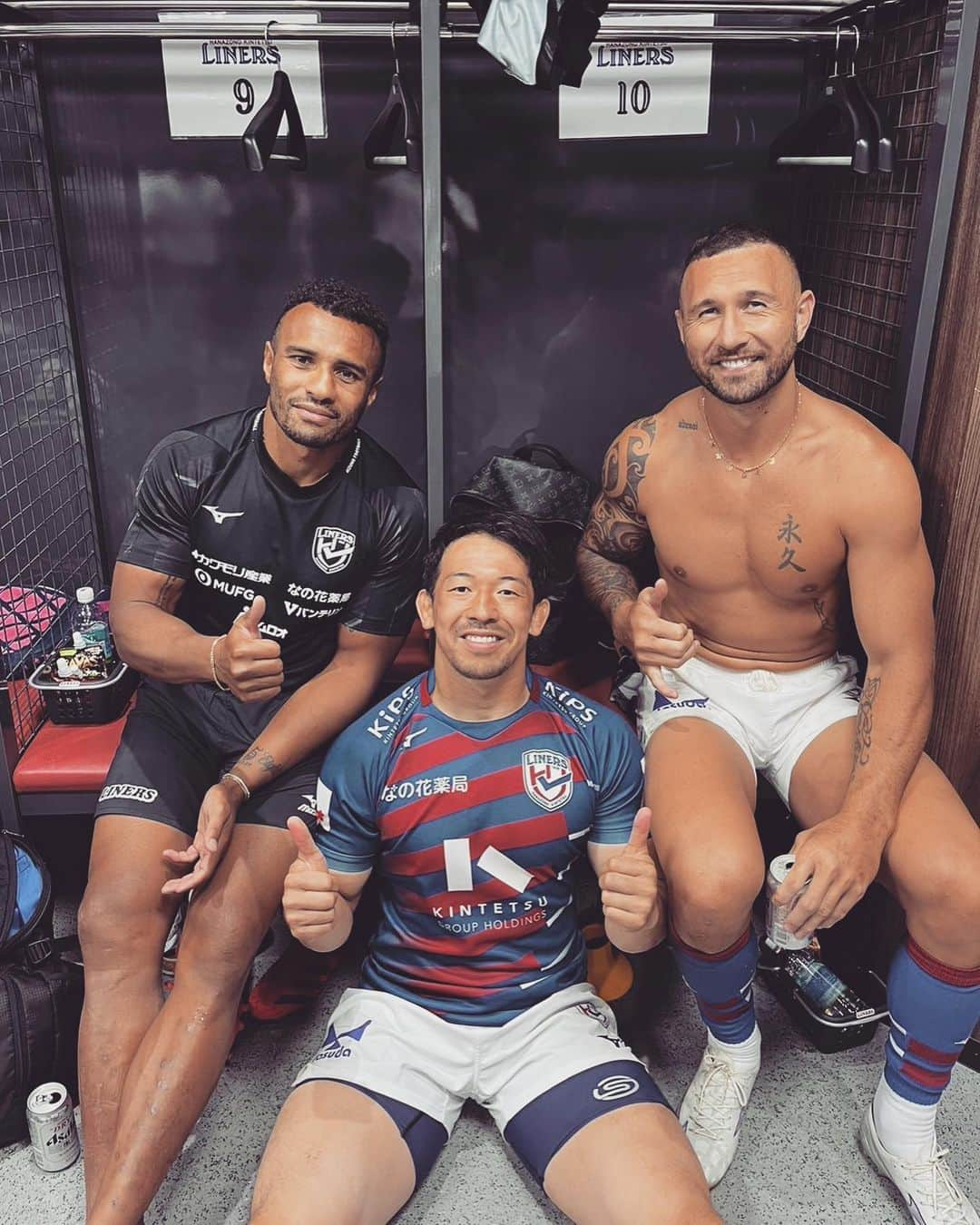 村田毅さんのインスタグラム写真 - (村田毅Instagram)「2022-2023 Season✅  大阪に来て初めてのシーズン、タフなシーズンでしたが、ライナーズには素晴らしい人間がたくさんいて、このチームの一員として最後まで戦い抜くことができて幸せでした🙏  入れ替え戦というのは何度やっても心臓に悪い。個人としても学び続けることを止めずに変化して、もっとレベルアップできるように全力を尽くします。  これからも花園近鉄ライナーズの応援をよろしくお願いします🔥  #花園近鉄ライナーズ #近鉄漢 #感謝  今シーズンもサポートありがとうございました🙏🙏 #ASICS　@asics_japan  #KENTAI　@kentai_official」5月14日 11時31分 - tsuyoshimurata1215