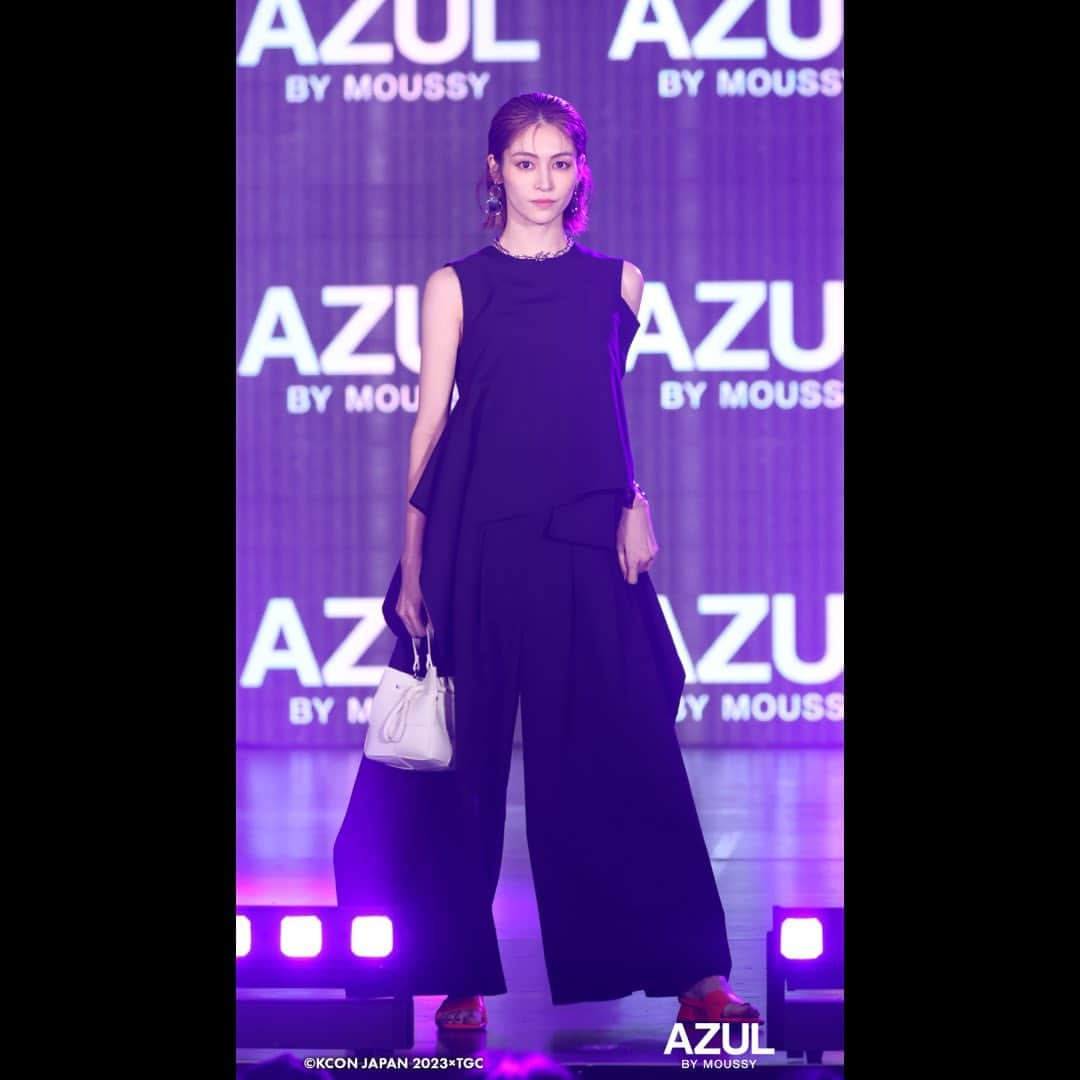 東京ガールズコレクションさんのインスタグラム写真 - (東京ガールズコレクションInstagram)「【KCON×TGC】 AZUL BY MOUSSYの全ルック公開🦄  #楓 ／ @kaede_  #田鍋梨々花 ／ @ririka_tanabe_official  #吉木千沙都 ／ @popochan318  #GEUMHEE（CSR） #DUNA（CSR）  #SUA（CSR）  #HWON（KINGDOM）  #ARTHUR（KINGDOM） #よしあき & #ミチ ／ @yooshiakiii @mi0306chi     TGC公式YouTubeチャンネルにてステージムービー近日公開🎥💖  『KCON JAPAN 2023 × TGC SPECIAL COLLECTION』  ●日時 2023年5月13日（土）  KCON STAGE 13:00-15:00／PRE-SHOW 18:20-18:45 ●会場 幕張メッセ　 KCON STAGE ホール4〜7／PRE-SHOW ホール1〜3  #CSR @csr.offcl #KINGDOM @kingdom_gfent #AZULBYMOUSSY @azulbymoussy_official #KCONJAPAN2023 #KCON_TGC #KCON #TGC #イベント #ライブ #フェス #fashion #event #ootd #japan #girl #KPOP」5月14日 12時59分 - tgc_staff