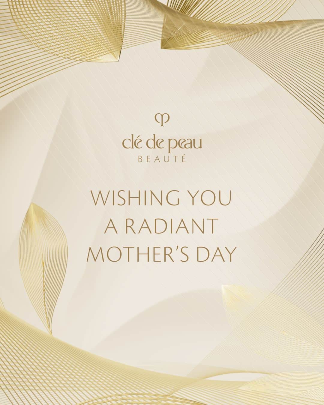 Clé de Peau Beauté Officialさんのインスタグラム写真 - (Clé de Peau Beauté OfficialInstagram)「A day to celebrate love, womanhood, and motherhood. Here’s wishing you and all the special women in our hearts and minds a very radiant Mother’s Day! 🤍  多くの女性にとって輝く1日に、そして素敵な母の日になりますように🤍」5月14日 13時00分 - cledepeaubeaute