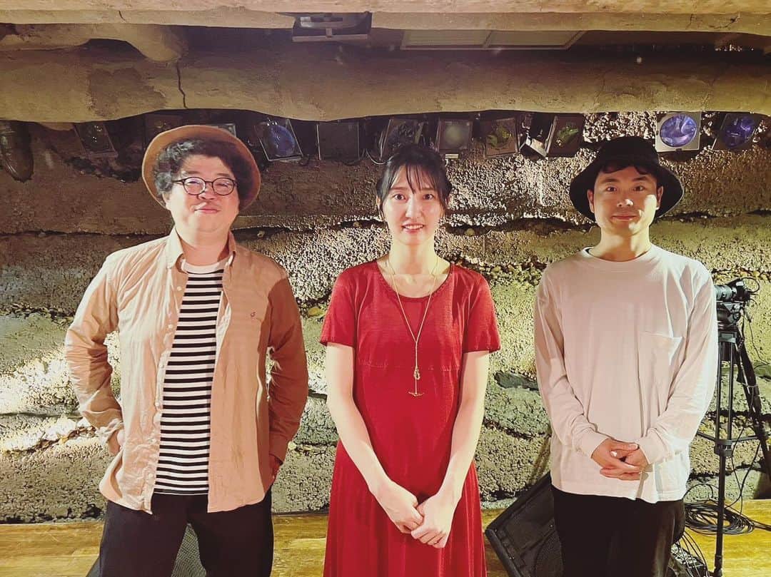 のインスタグラム：「昨日は "The middle of a trip" seed.12 ありがとうございました！  清野さん、望月さんと 素敵な音の旅をすることができて 光栄でした！  たくさんの刺激をもらって またひとつ歩を進めたと思います。  聴いてくださったみなさん ありがとうございました！  #themiddleofatrip  #清野雄翔 さん #望月純 さん」