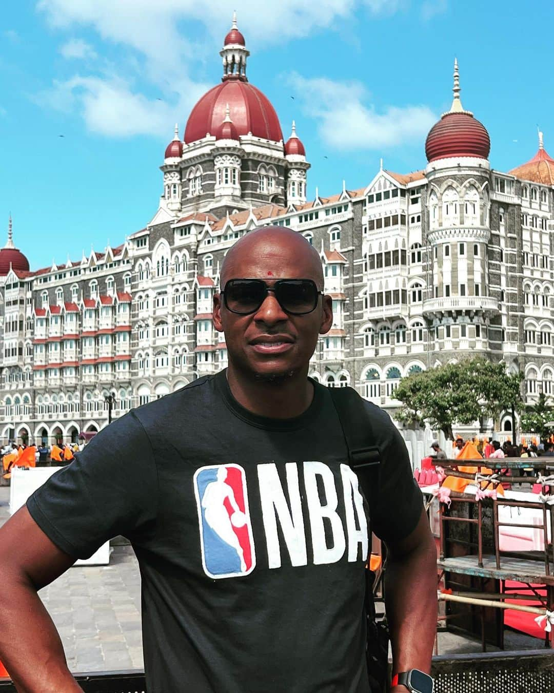 レイ・アレンのインスタグラム：「@nba year after year you continue to take me places that I never could’ve imagined. 🙏🏾 This game is fantastic! #mumbai #tajmahalhotelmumbai #gratitudeismyattitude」