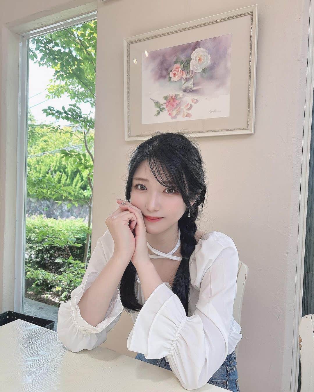 れみぱんのインスタグラム：「なんで土日に雨なの🤔」